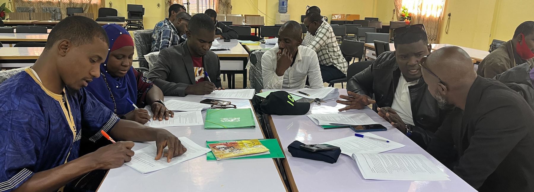 Powerful Blended Learning in Low-tech Settings: 5 Lessons from Guinea