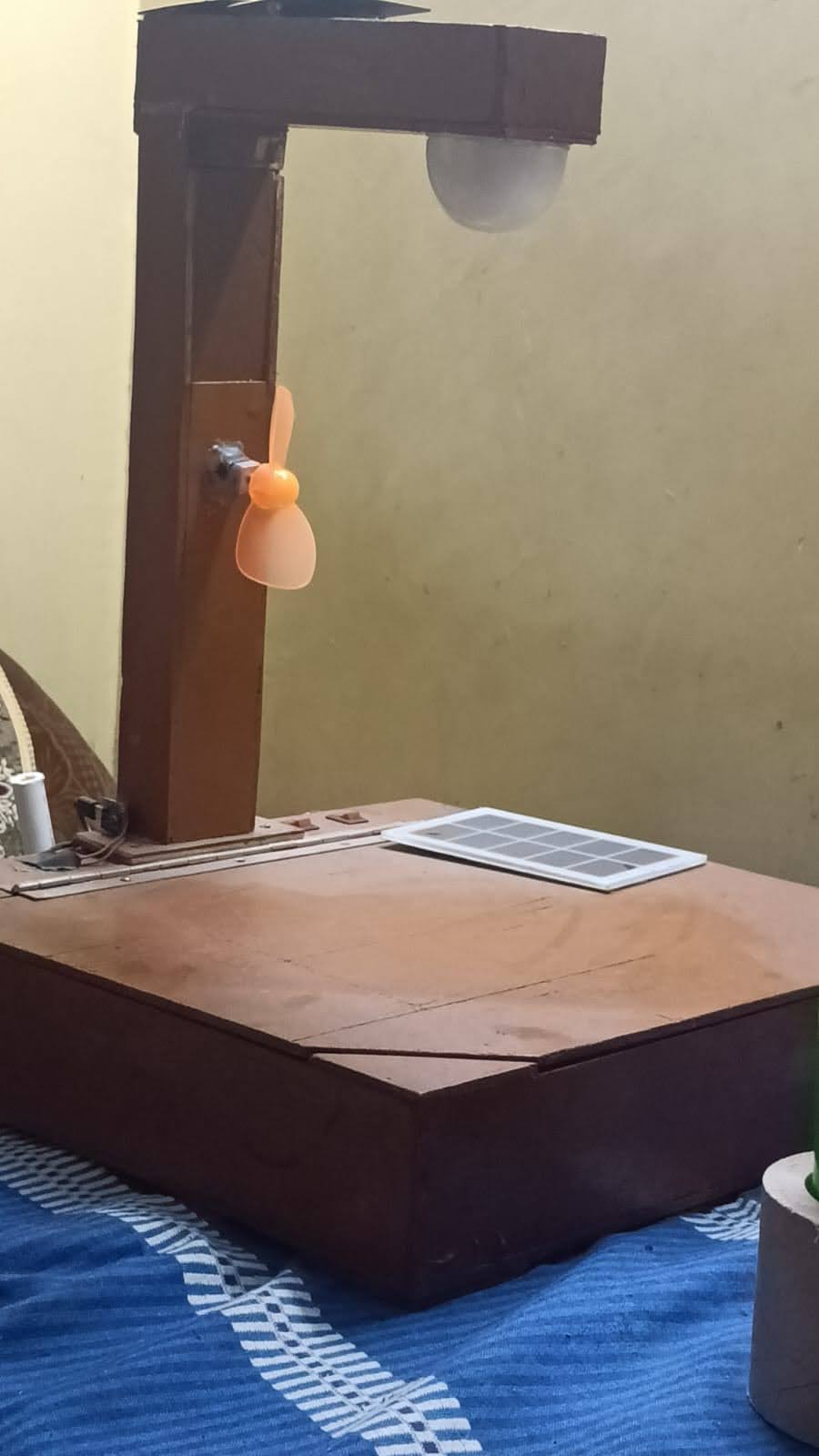 A solar lamp designed by students